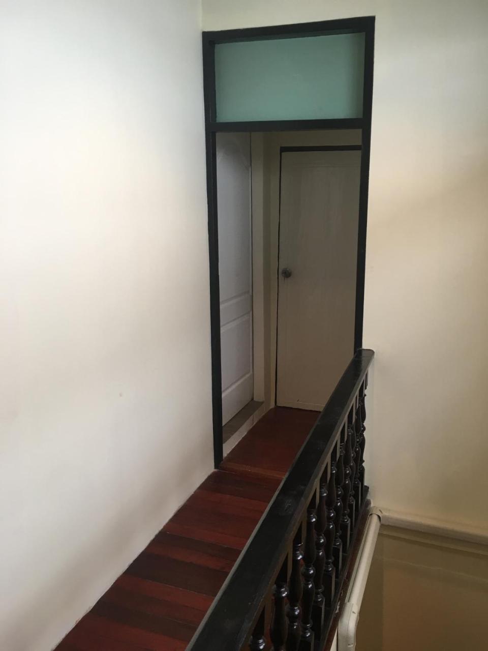 Hostel The Baan Nathong Bangkok Zewnętrze zdjęcie